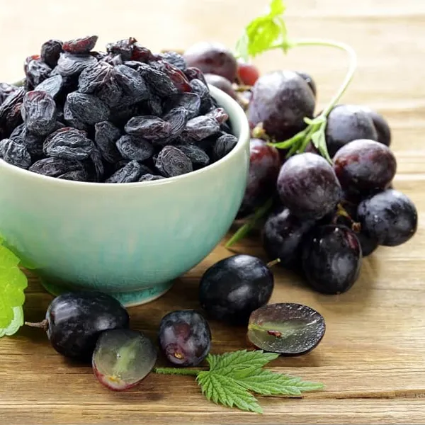Shih Tzu Food Dangers - Grapes and raisins